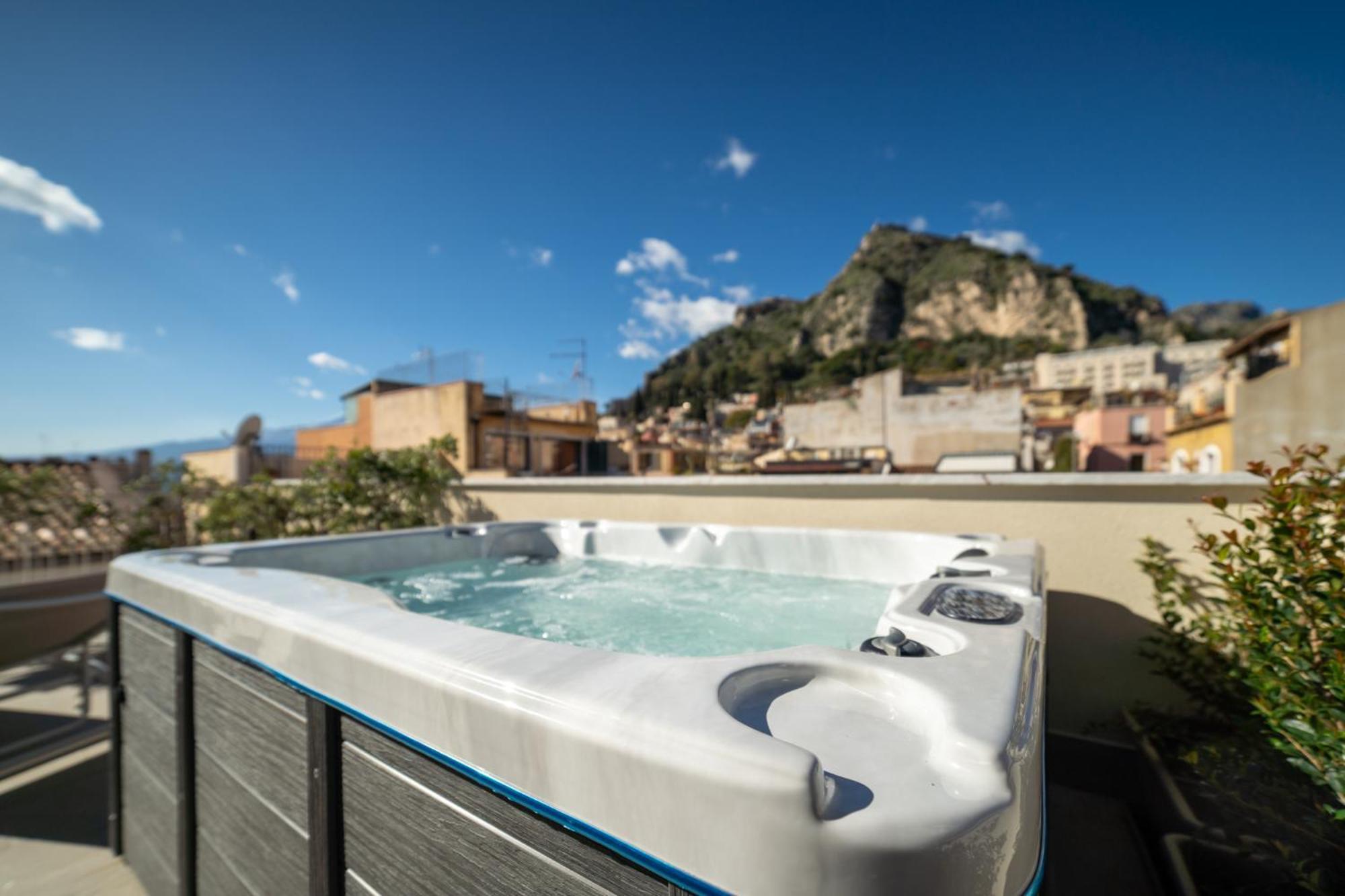Taoetna Guest House, Taormina Exterior photo