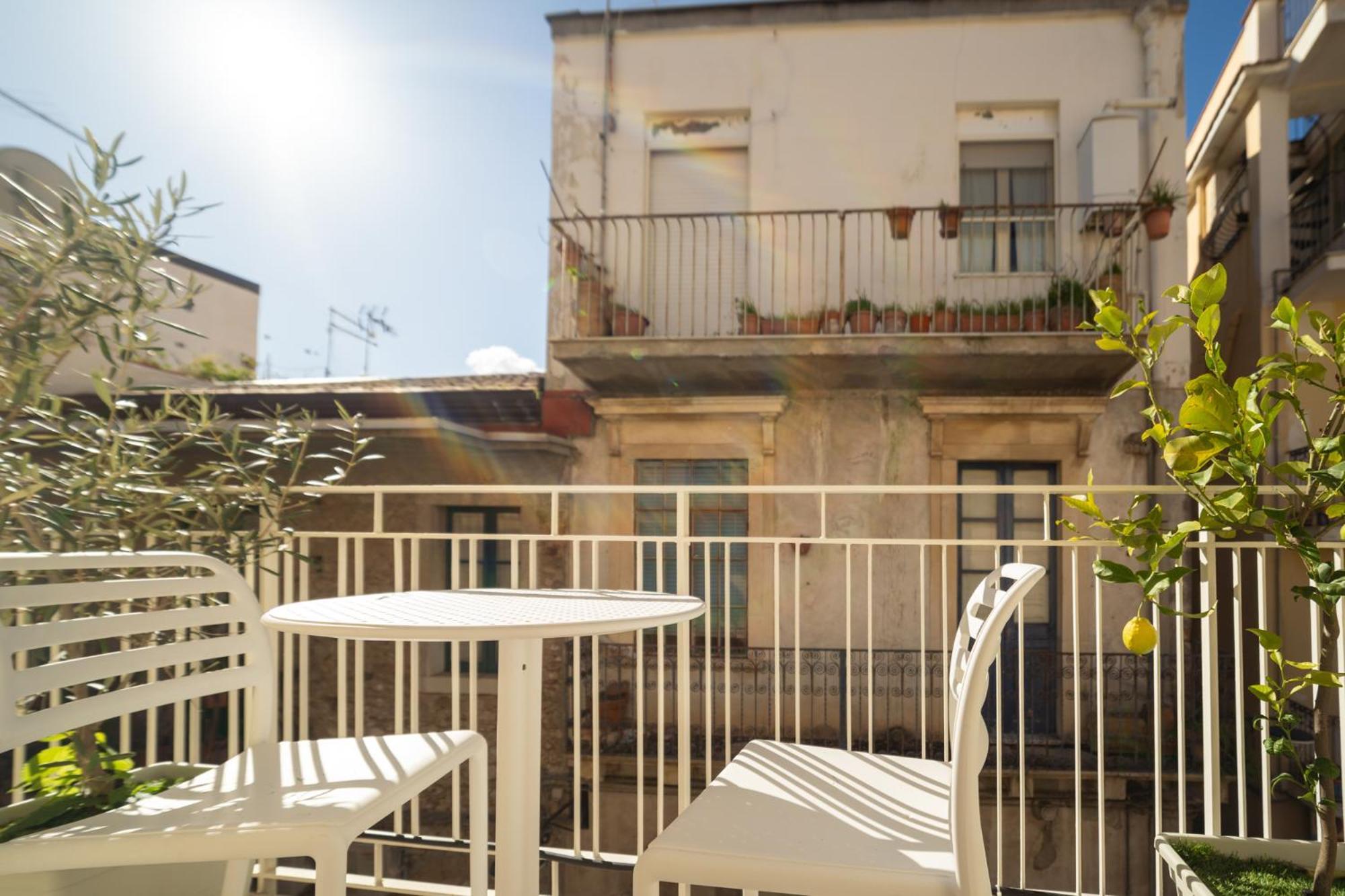 Taoetna Guest House, Taormina Exterior photo